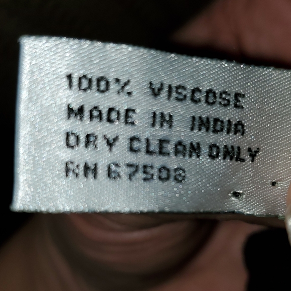 🤎 Elegant Rich Brown Shawl Blanket Scarf Wrap 🤎 - Picture 7 of 7